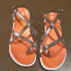Mia Black Sandals 7.5